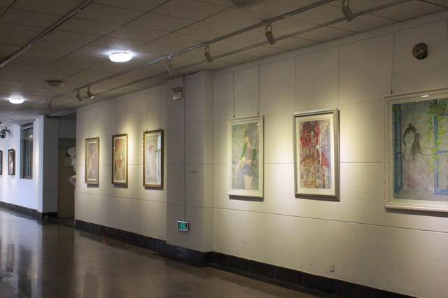 美术与艺术设计学院举办SRT作品汇报展和太行山油画风景写生展