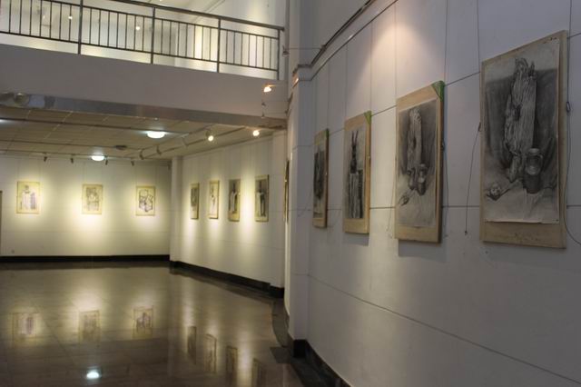 美术与艺术设计学院举办素描联展